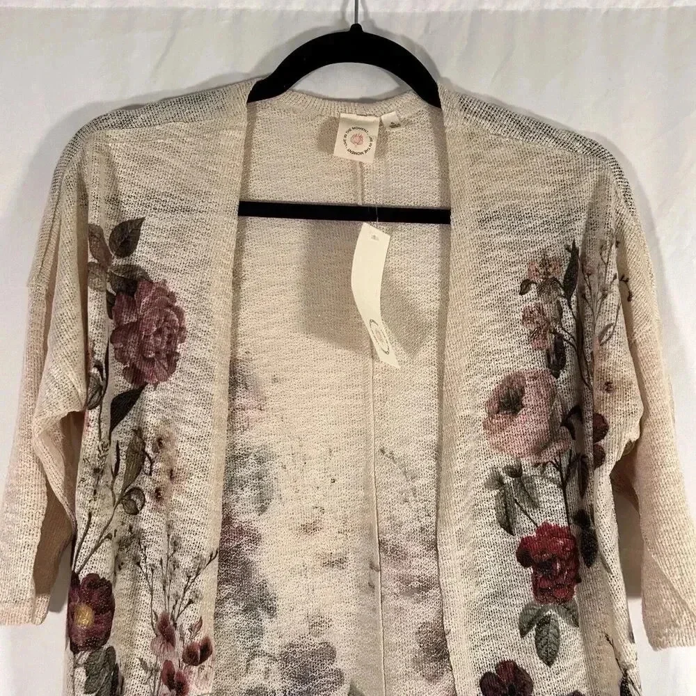 New Live in the Moment Cardigan Women's Small Beige Open Knit Short Sleeve